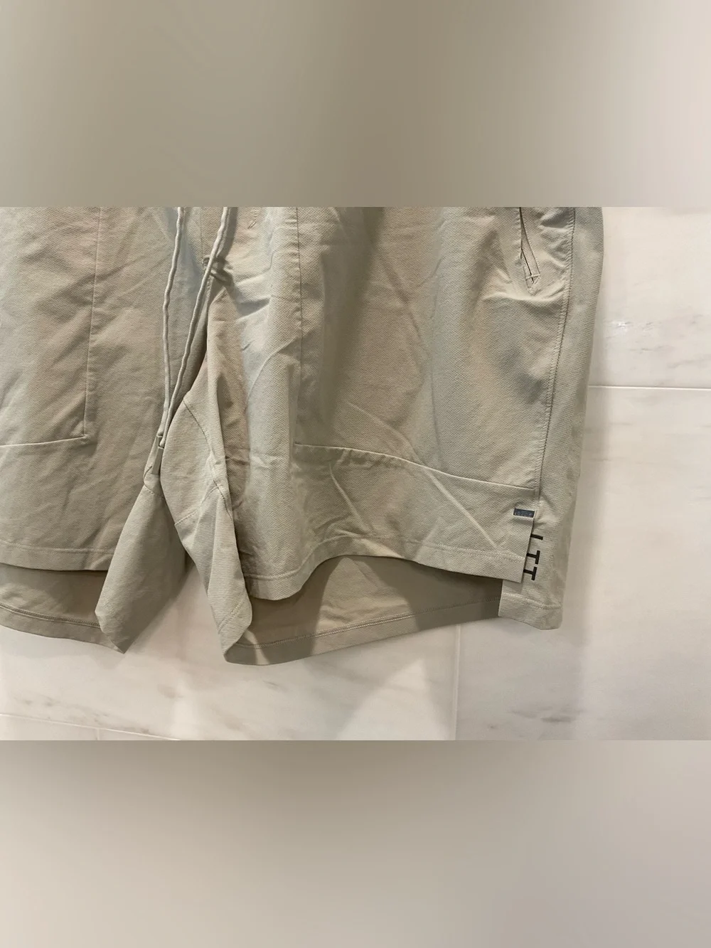 Lululemon License To Train Shorts - 7” - Linerless STONE BEIGE size XXL T55